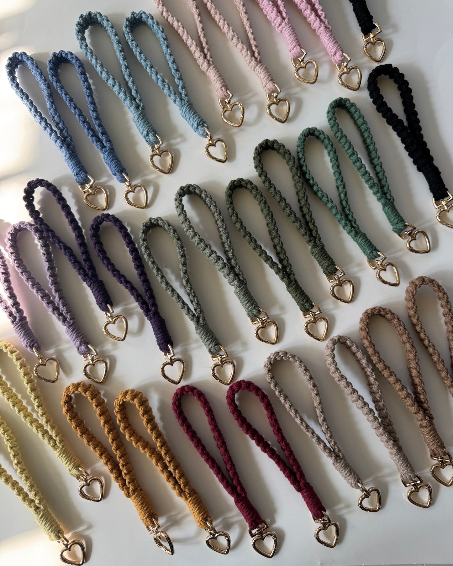 Porte-clés cœur en macramé