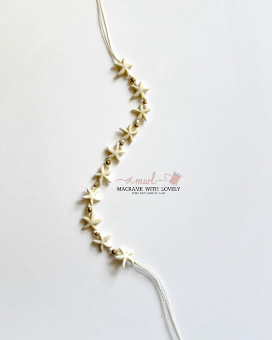Isla Star Necklace